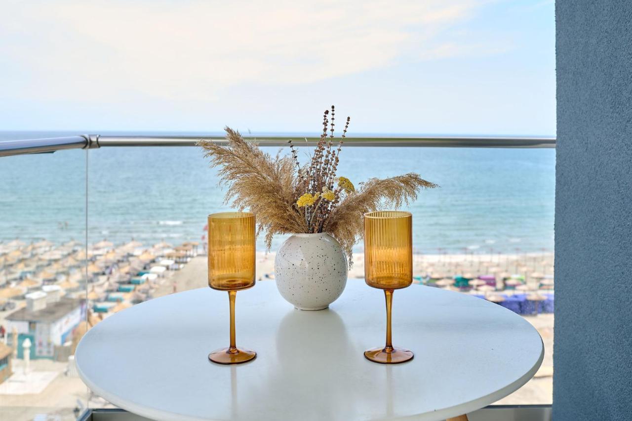 Paradise Sea View 2Bd Apt Spa N Pools Beach Resort Năvodari Eksteriør bilde